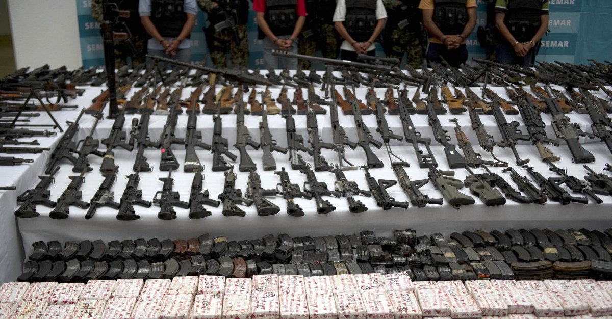 La Corte Suprema parece ansiosa por matar una gran demanda contra las compañías armadas.