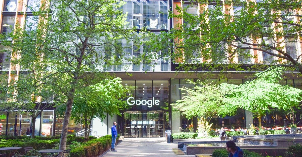 ¿Los tribunales romperán Google? Los grandes problemas del gigante tecnológico, explicó brevemente.