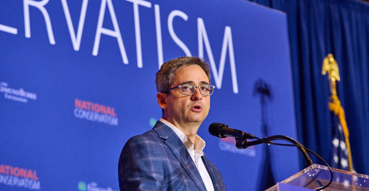 ¿Pagarías más por una televisión hecha por Estados Unidos? Este influyente pensador piensa que lo harás.