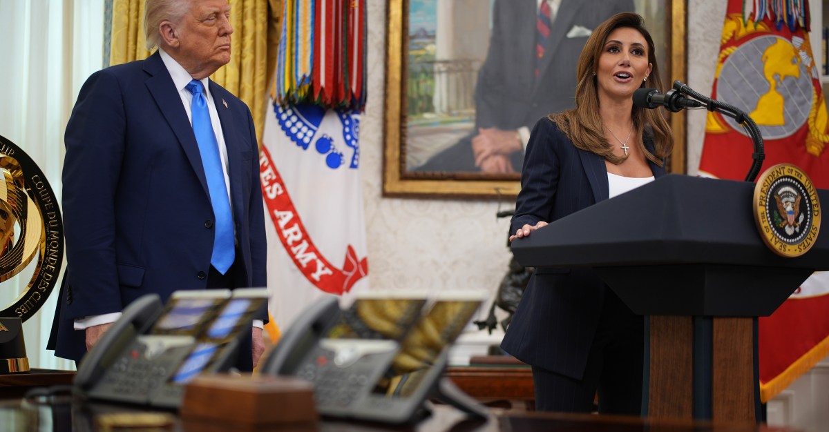 La absurda lucha por el fiscal MAGA de Trump en Nueva Jersey, explicó