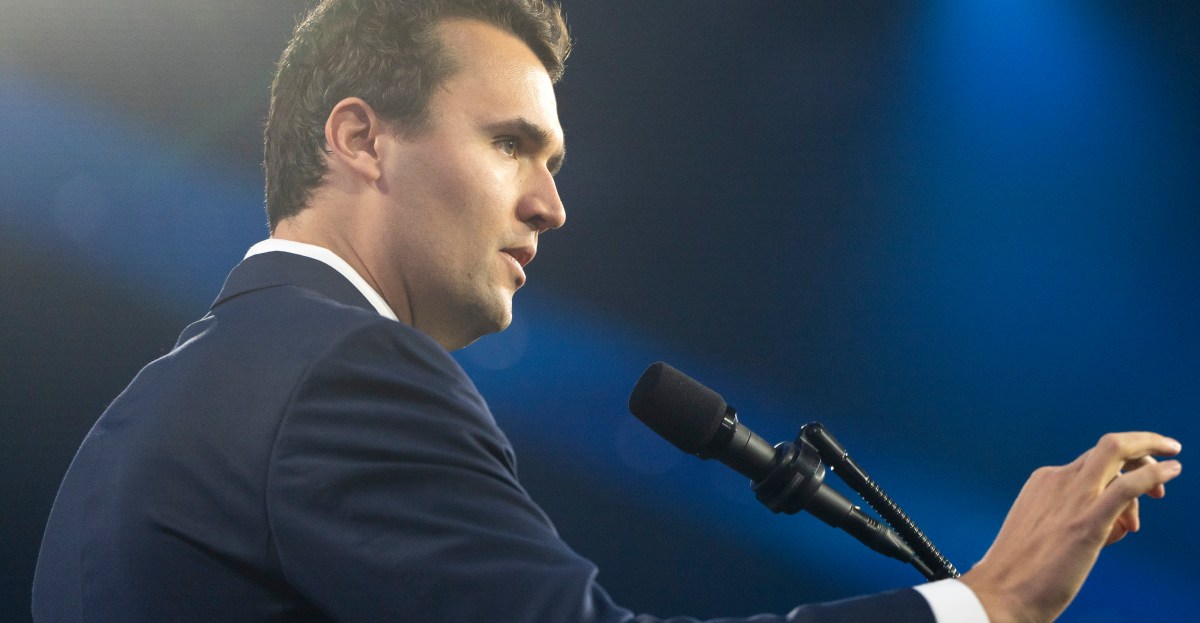 Un erudito de violencia política explica lo que falta el furor sobre el asesinato de Charlie Kirk