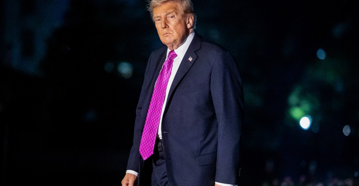 ¿Por qué Trump está demandando al New York Times?