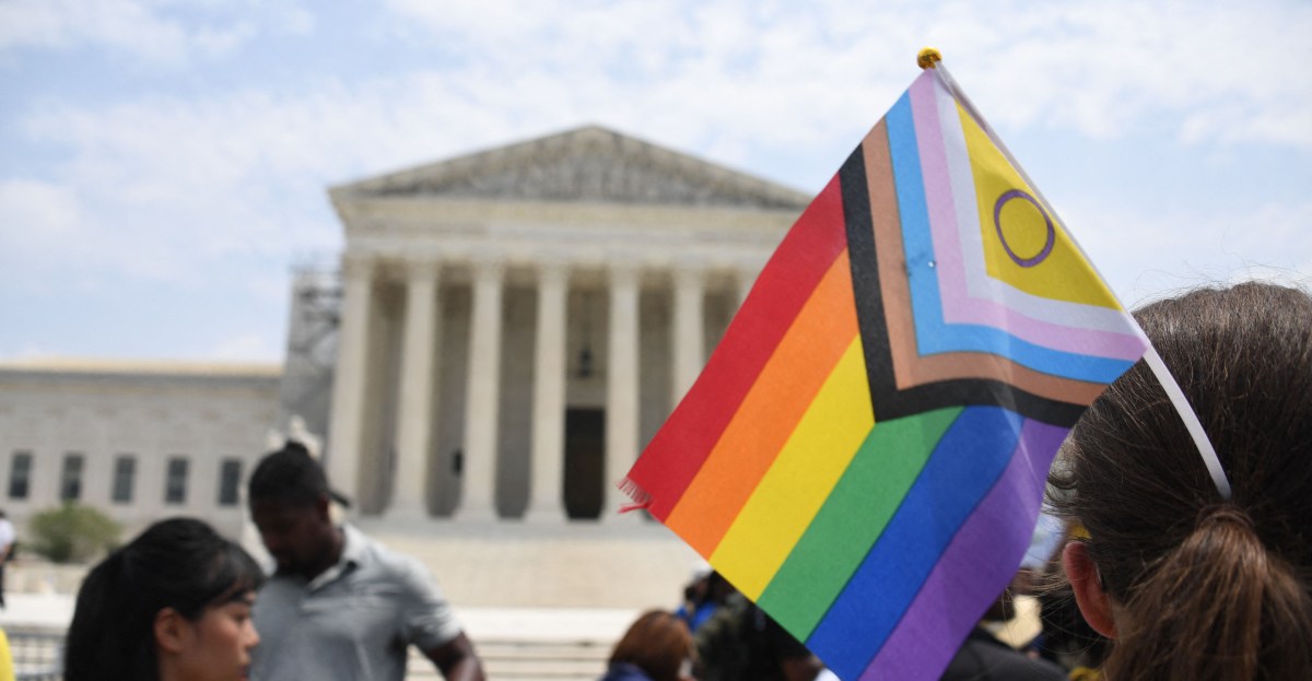 La Corte Suprema lucha por si las personas gay y trans pueden ser "curadas", explicó