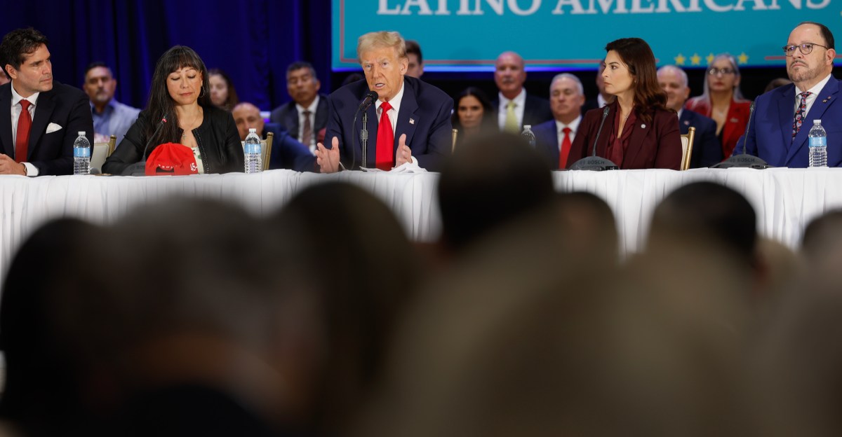 La coalición de Trump no se está desmoronando, pero se está deshilachando