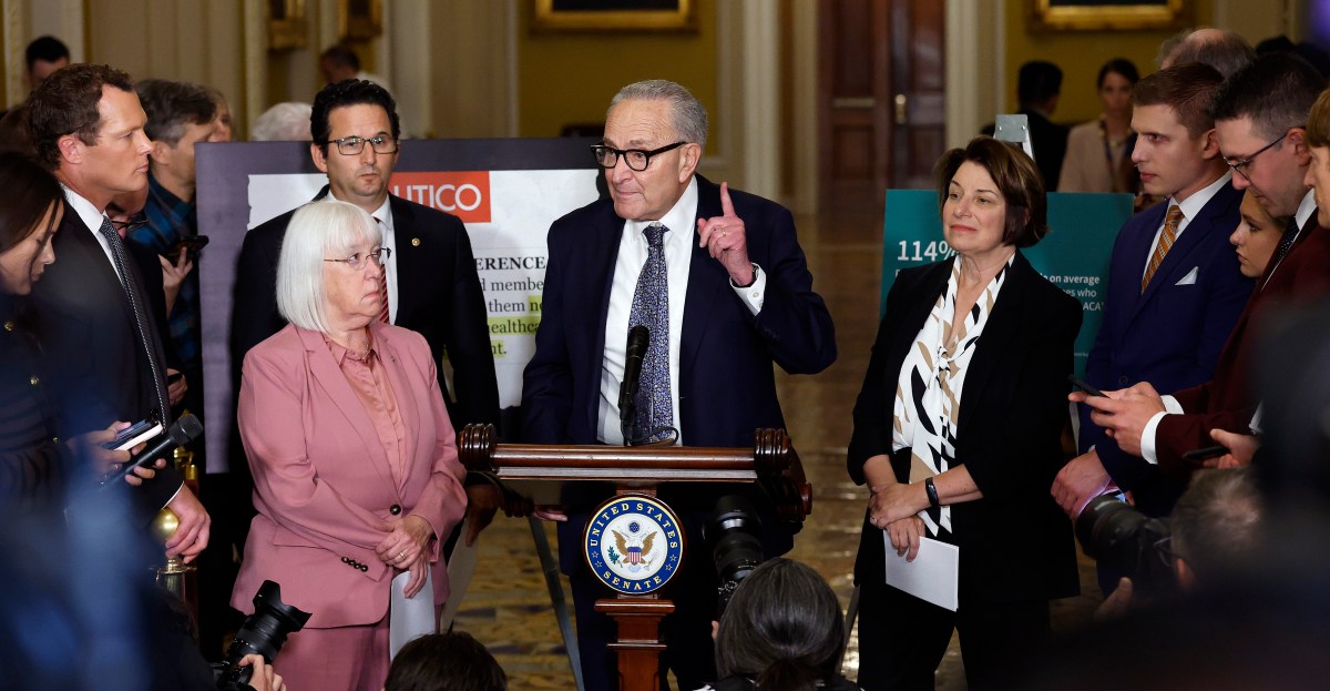 Las muchas formas en que los demócratas en realidad están "haciendo algo" para obstruir a Trump.