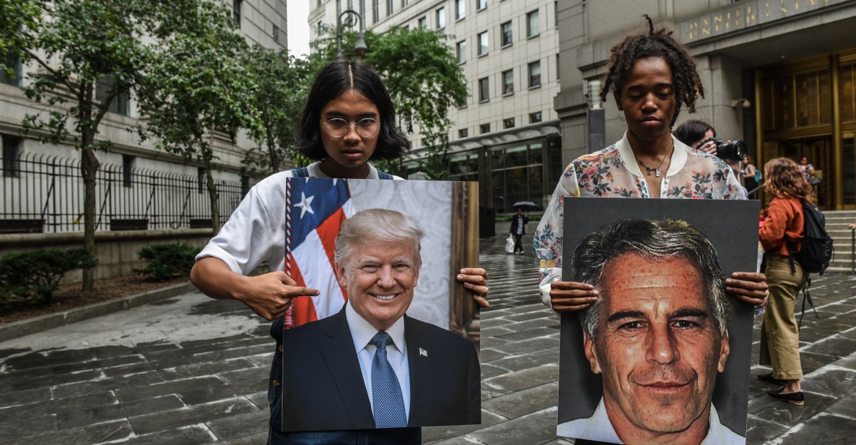 Correos electrónicos de Jeffrey Epstein: lo que realmente dicen sobre Trump, decodificado