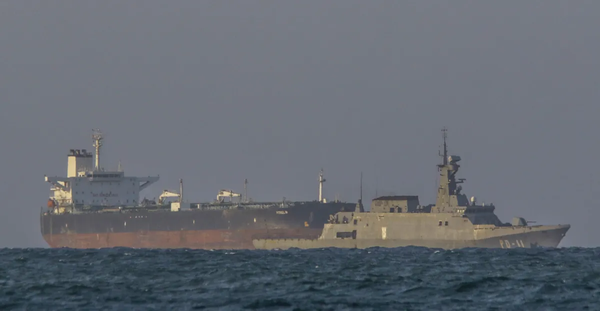 Petrolero venezolano incautado: la medida de Trump destaca la flota en la sombra.