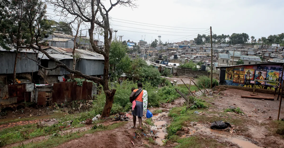 ¿Cuánto costaría acabar con la pobreza extrema? Un nuevo estudio dice que 318 mil millones de dólares
