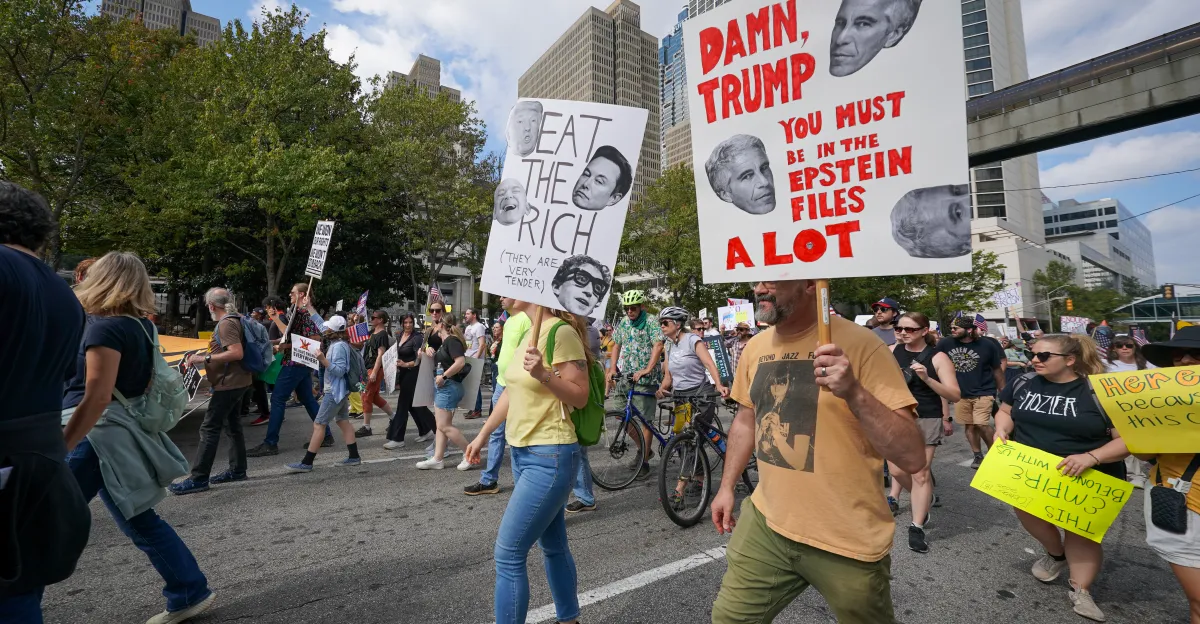 Jeffrey Epstein les dio a los estadounidenses un enemigo común