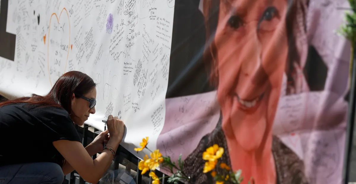 Caso perdido de Nancy Guthrie: El circo de influencers en TikTok y YouTube.