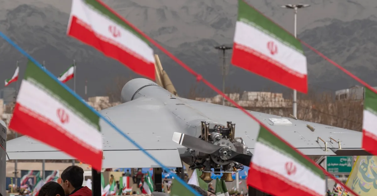 La guerra con aviones no tripulados de Irán: cómo el barato y preciso Shahed-136 está cambiando la guerra