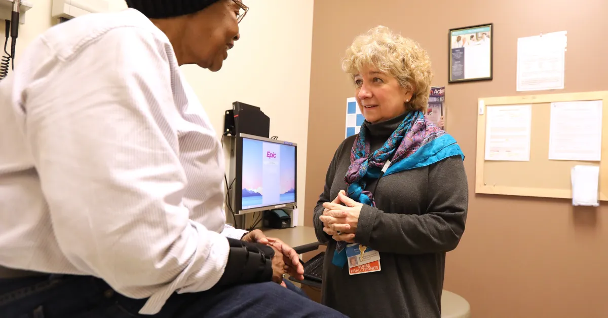 Las enfermeras practicantes están en todas partes ahora. ¿Qué significa realmente NP y deberías ver uno?