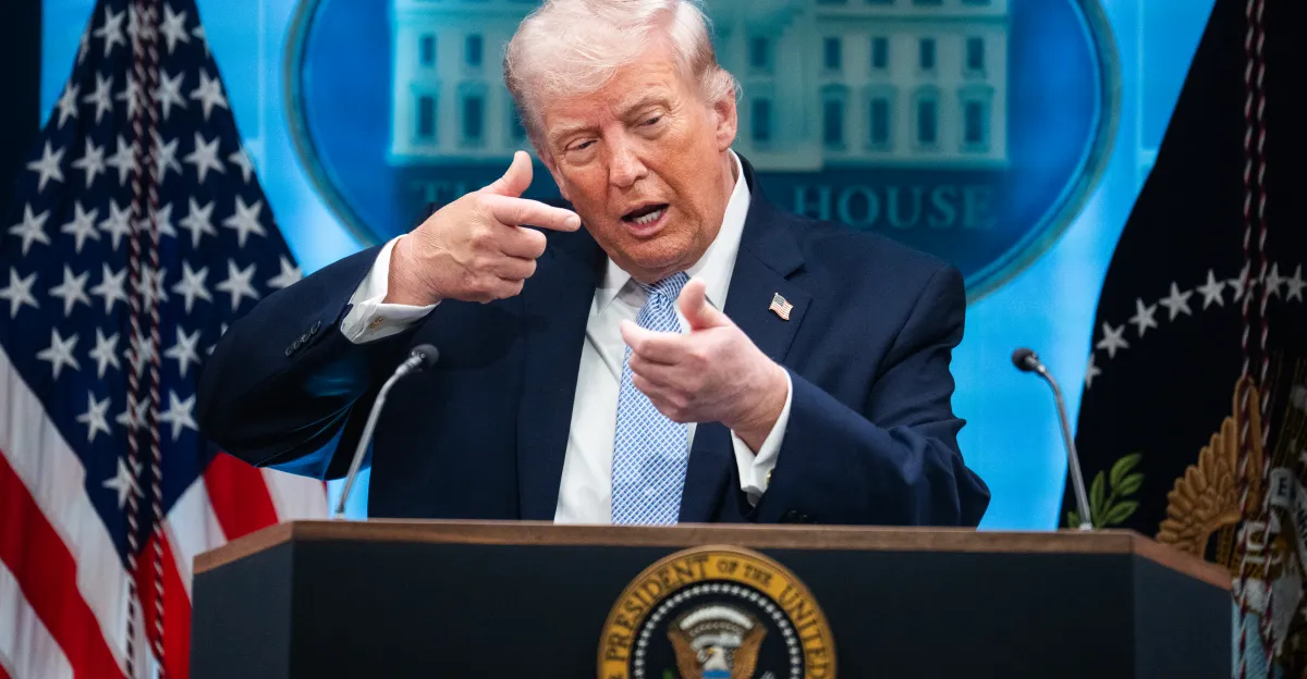 Debería ser mucho más fácil destituir a Donald Trump de su cargo