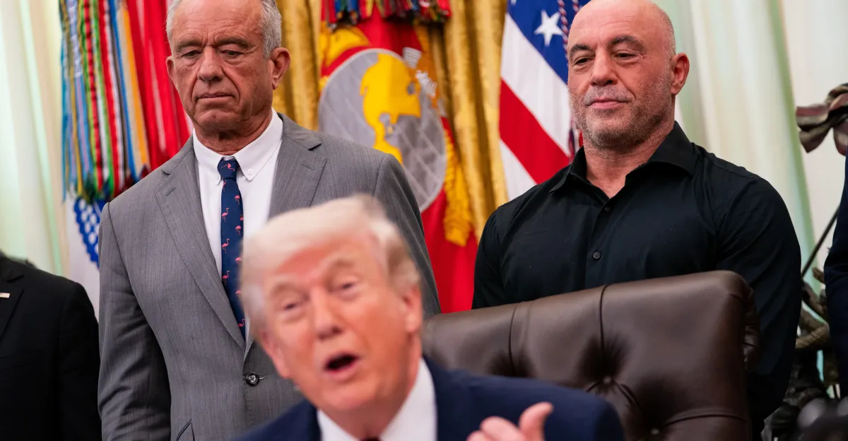 El nuevo podcast de RFK Jr. revela su nuevo papel en la Casa Blanca de Trump: influenciador, no formulador de políticas