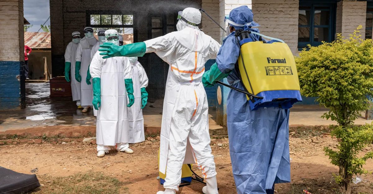 Cómo Estados Unidos hizo de este brote de ébola uno de los peores de la historia