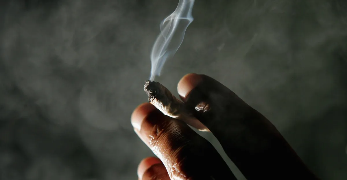 La Corte Suprema tiene buenas noticias para las personas a las que les gusta la marihuana y las armas, en US v. Hemani