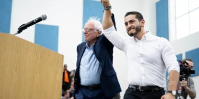 Cómo las primarias del Senado de Michigan se convirtieron en una batalla por el alma de los demócratas