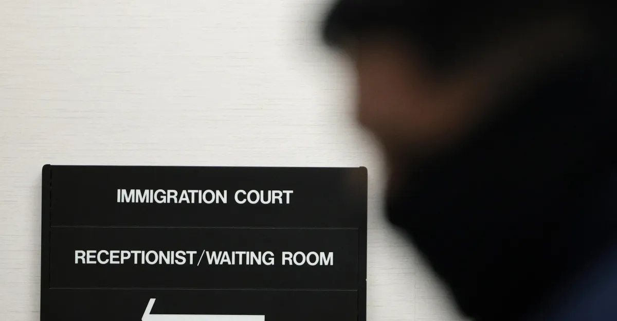 Cómo una nueva regla de asilo de Trump podría acelerar las deportaciones