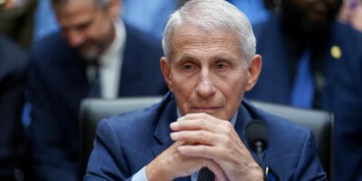 El Dr. Anthony Fauci y el debate sobre el Covid que nunca terminó