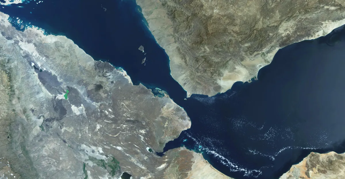 Lo que significa la última amenaza de los hutíes al Mar Rojo para los precios mundiales de la energía