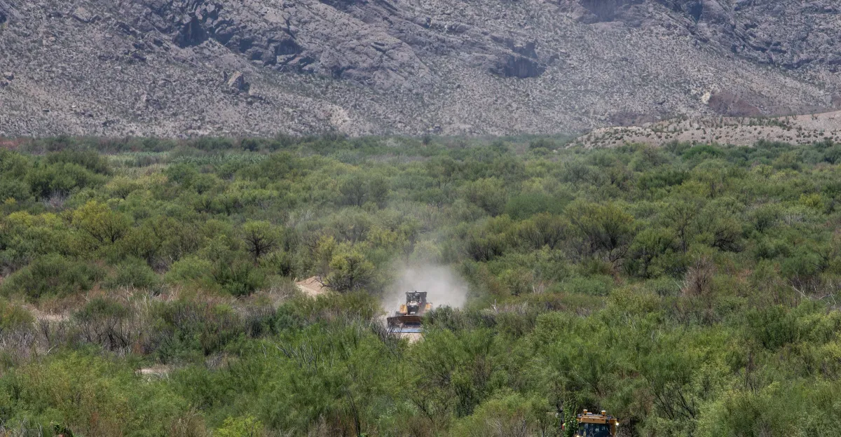 Construcción fronteriza en Big Bend: por qué Trump está destrozando un amado parque nacional