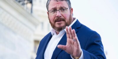 Randy Fine, Dan Bilzerian y las primarias republicanas de Florida desde el infierno