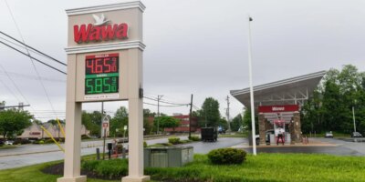 elecciones intermedias de 2026: Donald Trump y el Partido Republicano tienen un problema con los precios de la gasolina