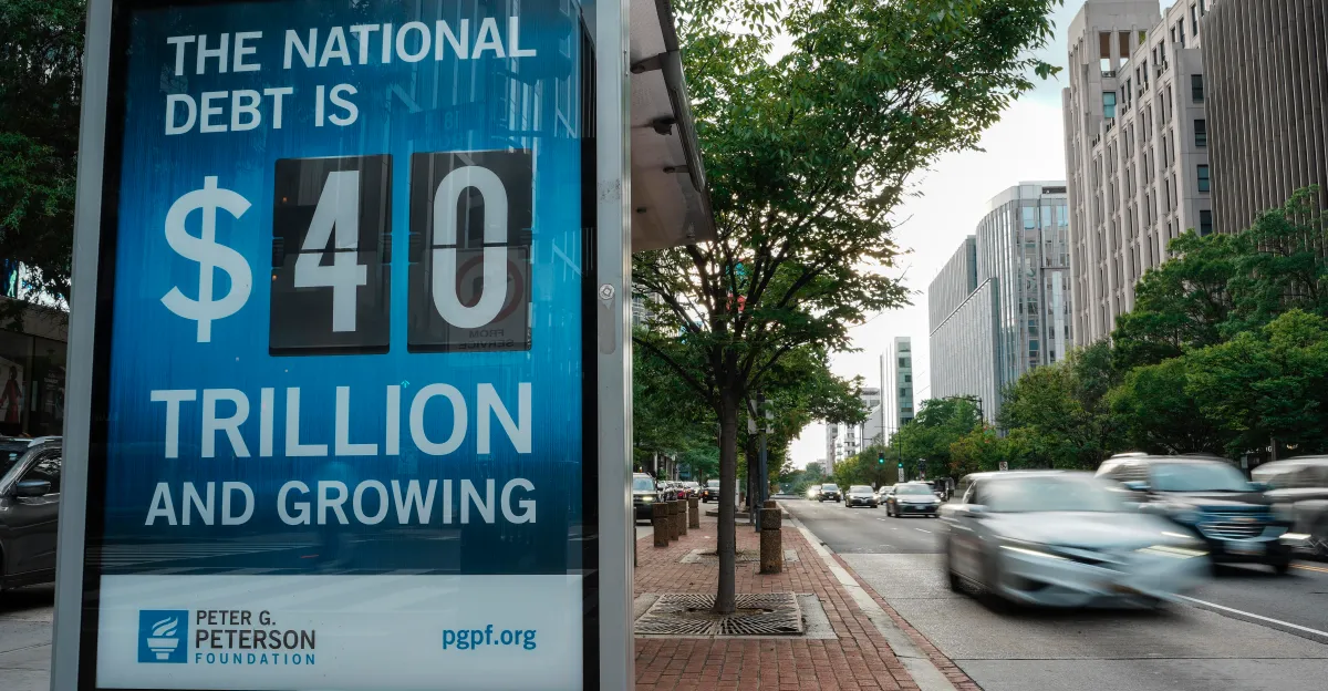 La deuda nacional de Estados Unidos alcanza los 40 billones de dólares: cómo deberían responder las autoridades, explicado