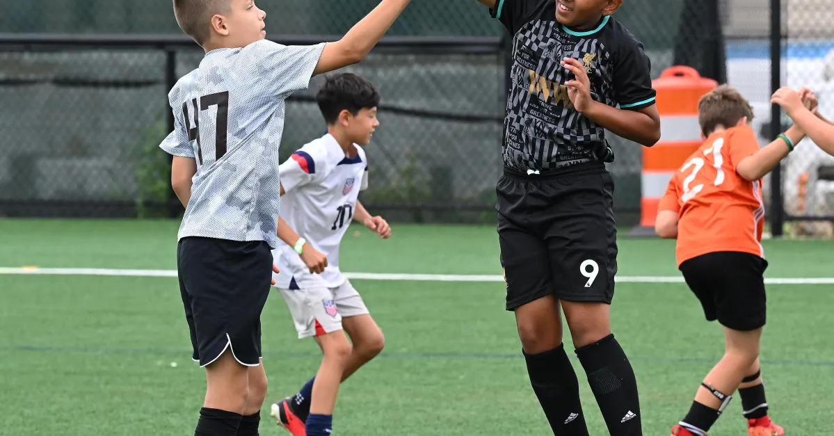 ¿Por qué los deportes juveniles son tan caros ahora?