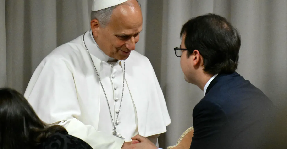 Antrópico versus Papa: el debate sobre la conciencia de la IA, explicado